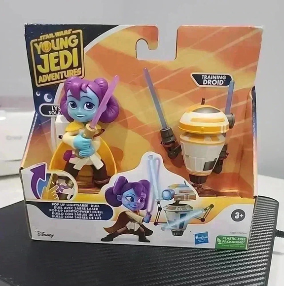 Star Wars Young Jedi PopUp Lightsaber Duel Lys Solay & Training Droid New In Box - Picture 1 of 2